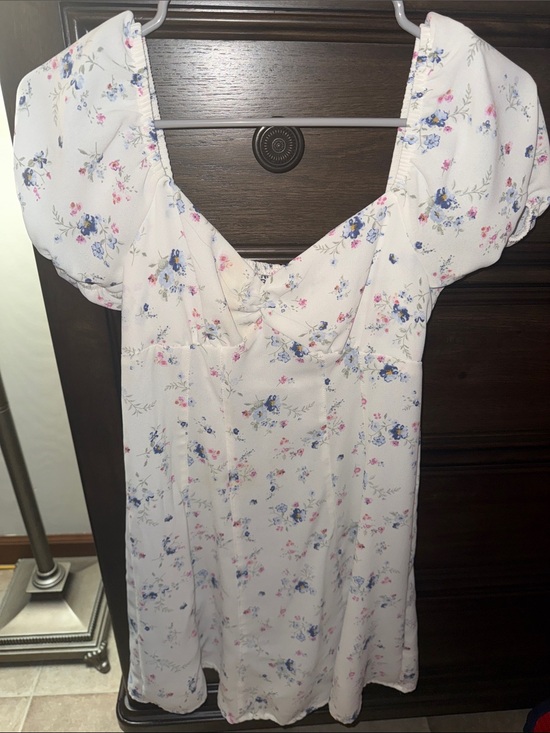 No Boundaries Dresses & Skirts - Womens White Floral Puff-Sleeve Dress